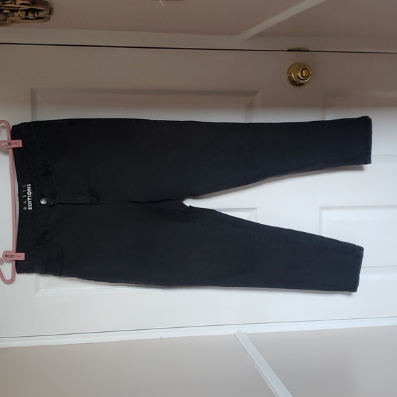 Basic Editions Black Jeans - Picture 2 of 5
